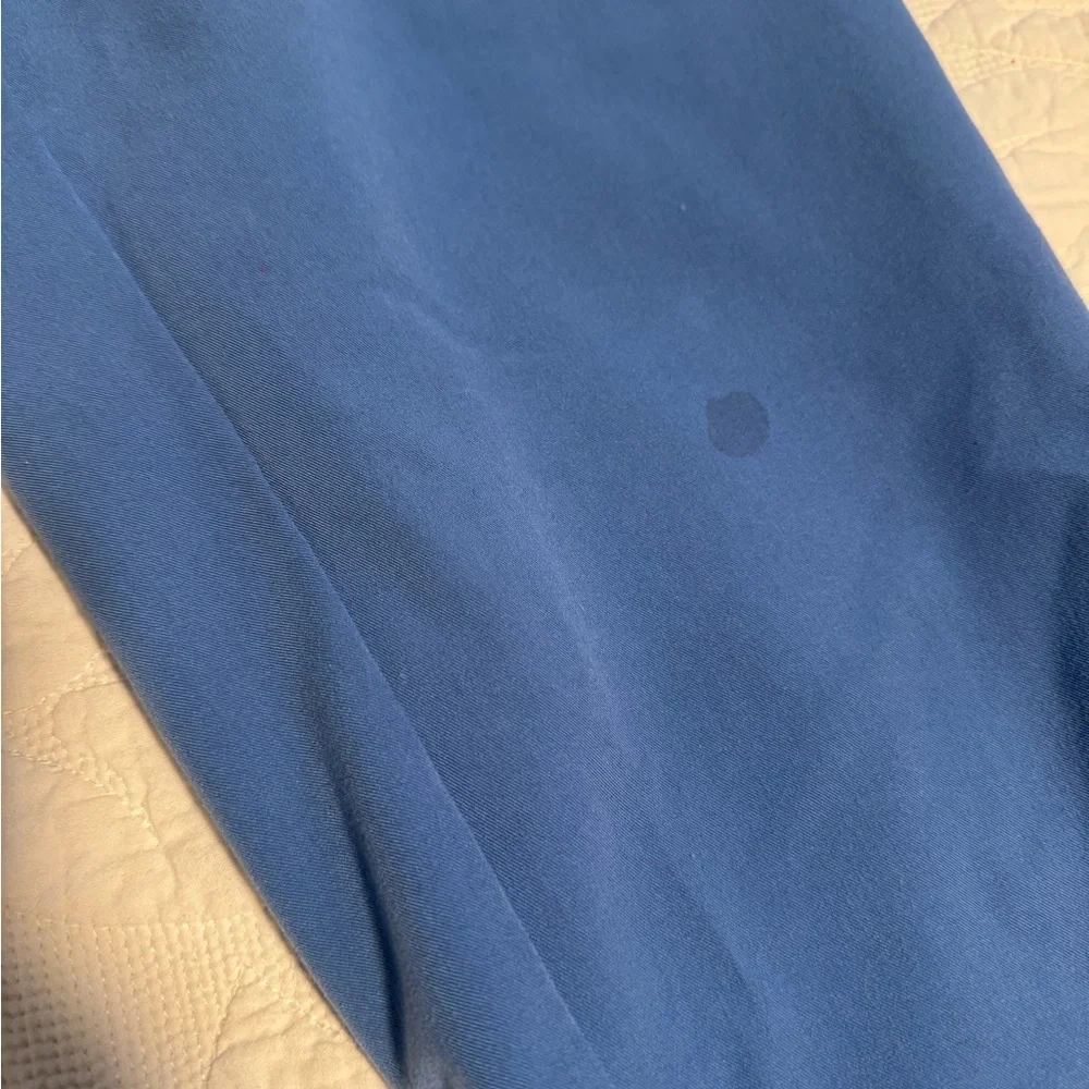 Figs Women’s Jogger Scrubs - Ceil Blue - Picture 4 of 4